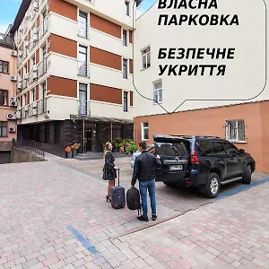 Hotel Etude, Leopoli